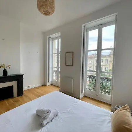 Apartment Superbe Neuf - Place Pey Berland Bordeaux